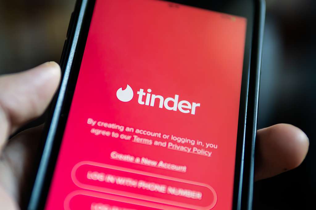 How to Change Location on Tinder