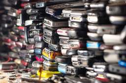How to Recycle Old Cell Phones
